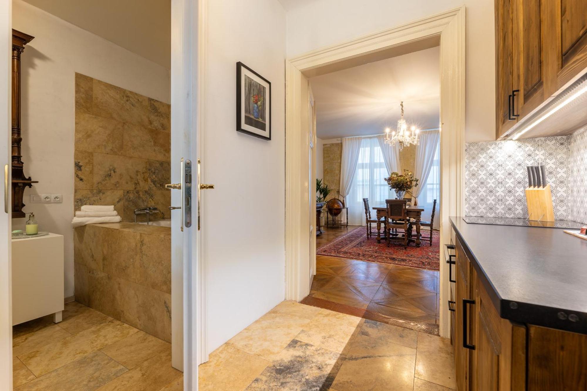 King'S Royal Apartments In City Centre Praha Bagian luar foto